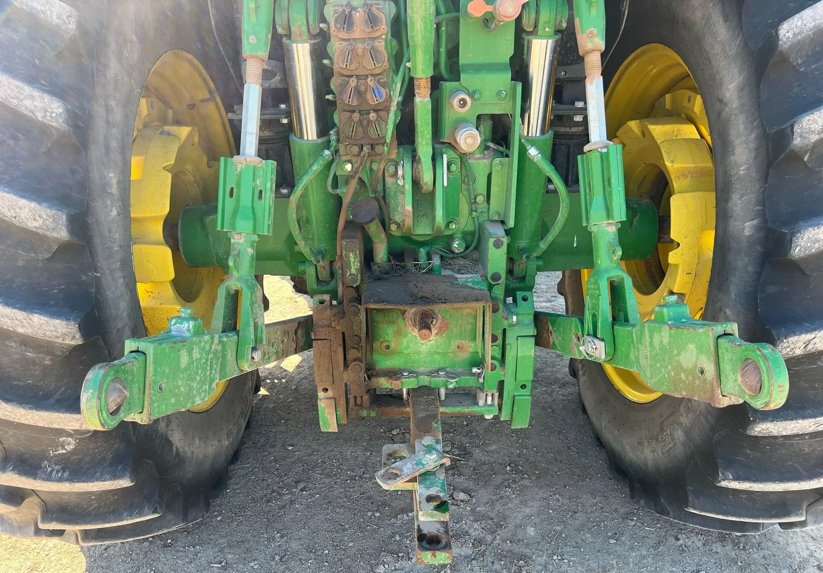 2019 John Deere 6155R