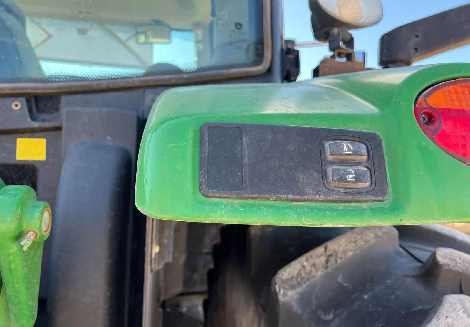 2019 John Deere 6155R