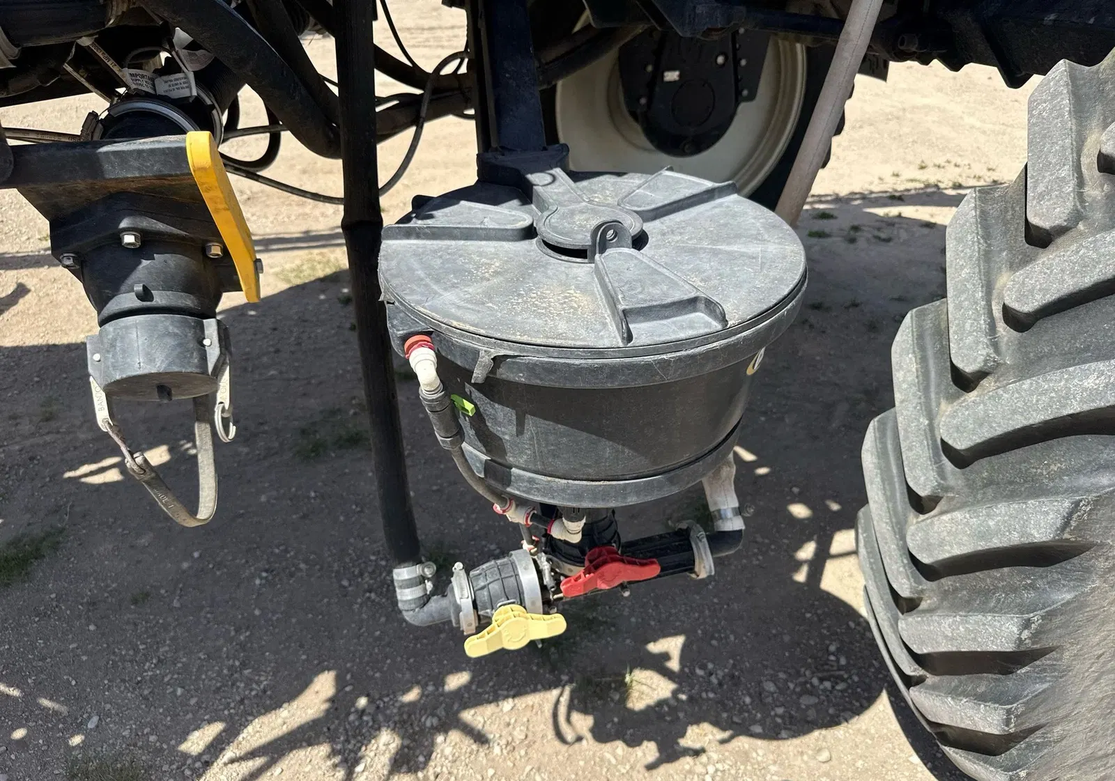 2019 Apache AS1240