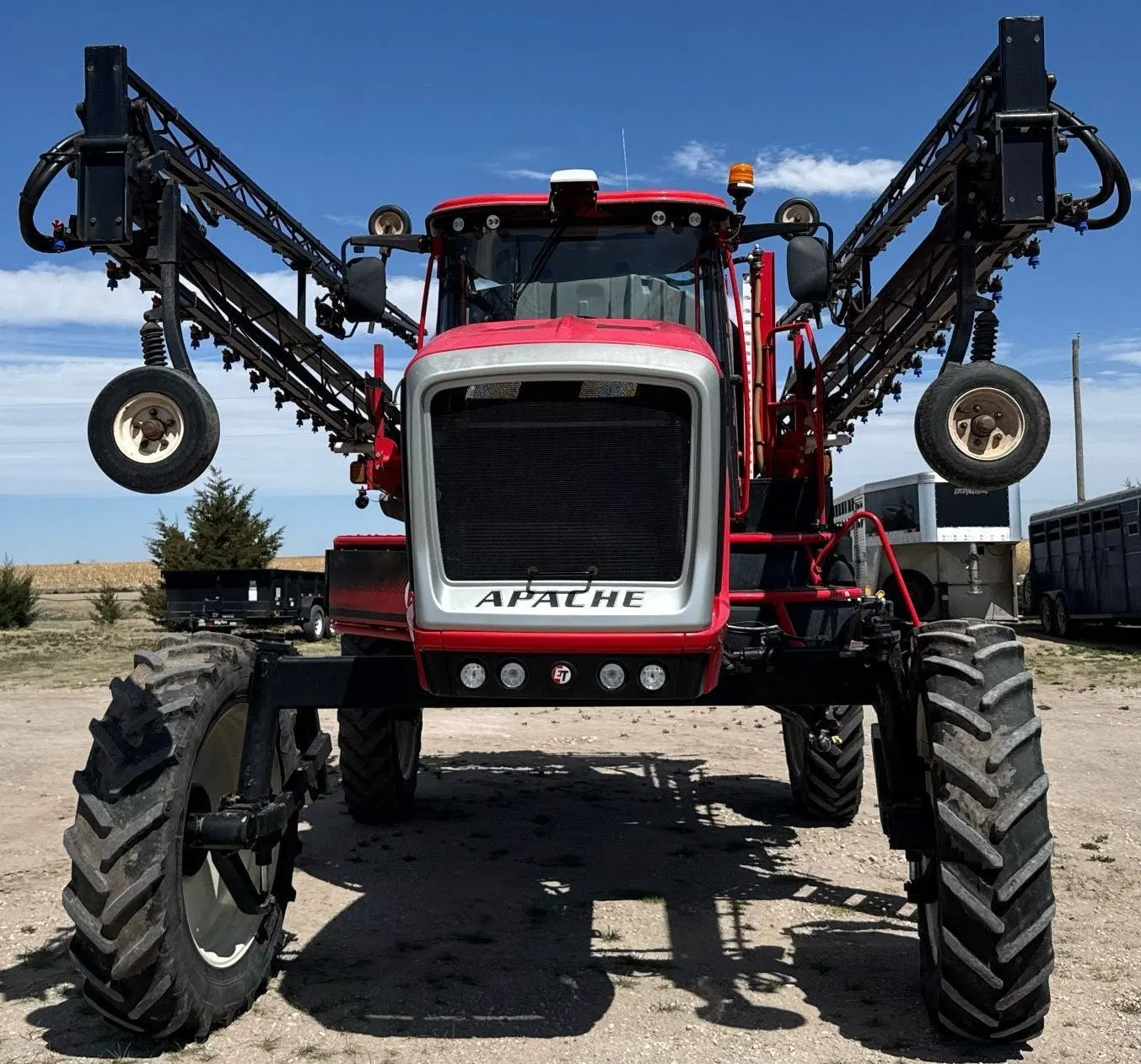 2019 Apache AS1240