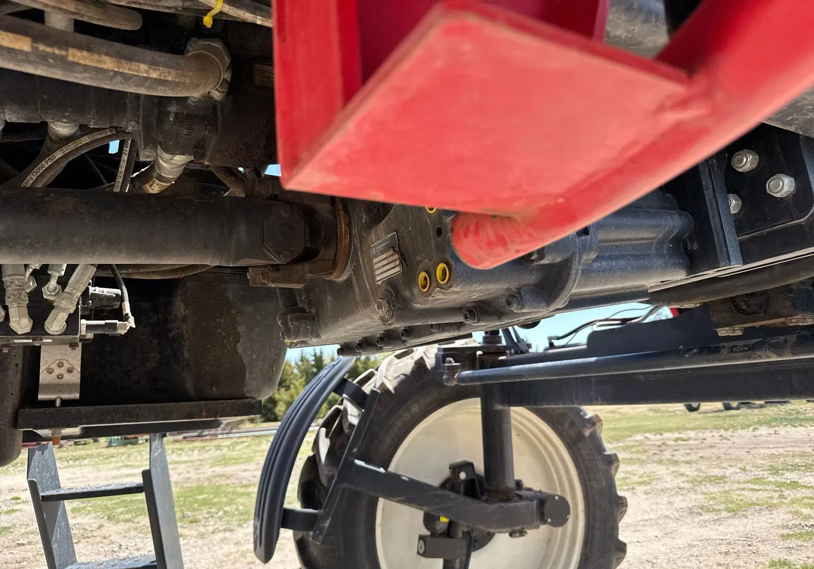 2019 Apache AS1240