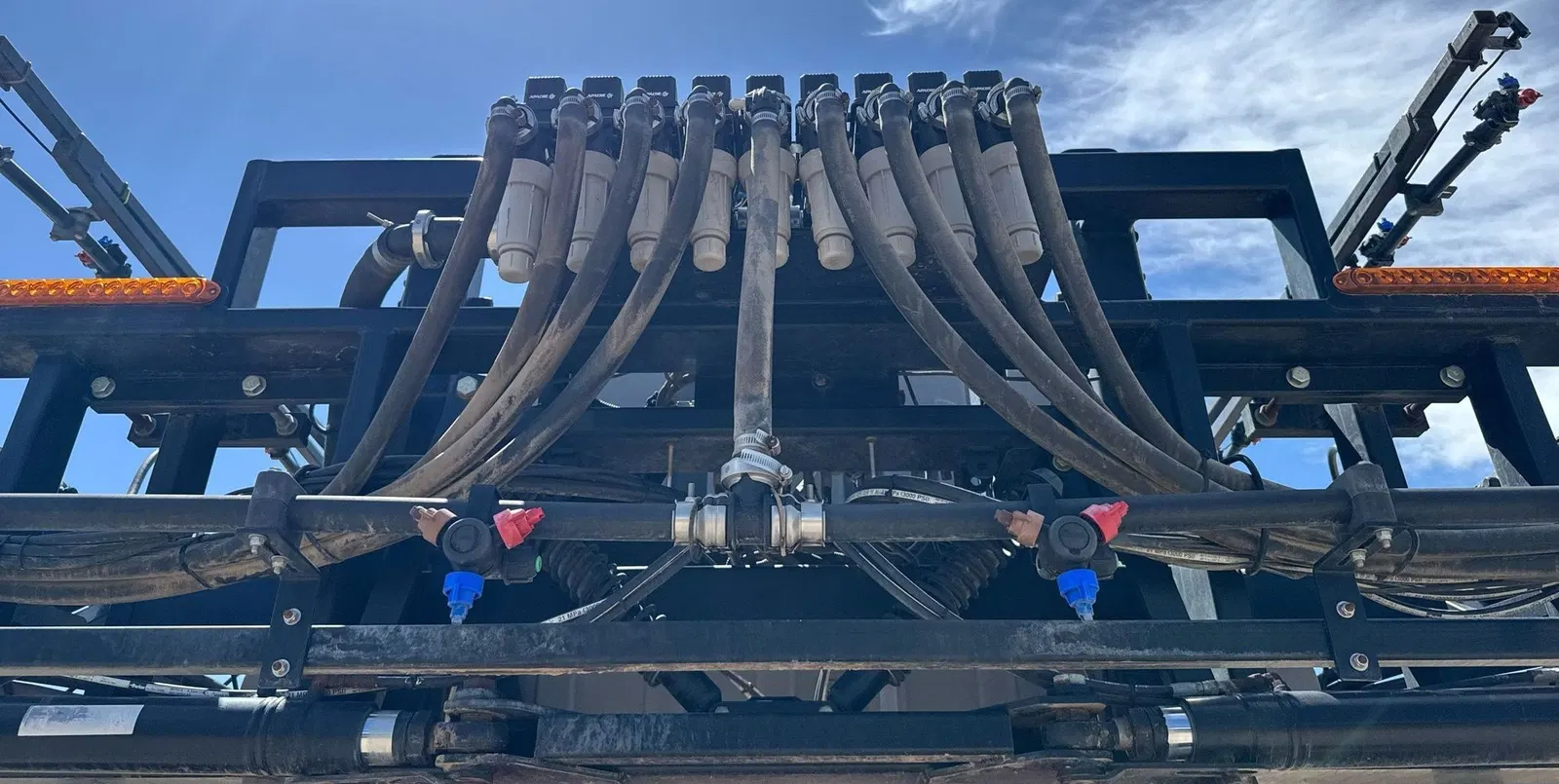 2019 Apache AS1240