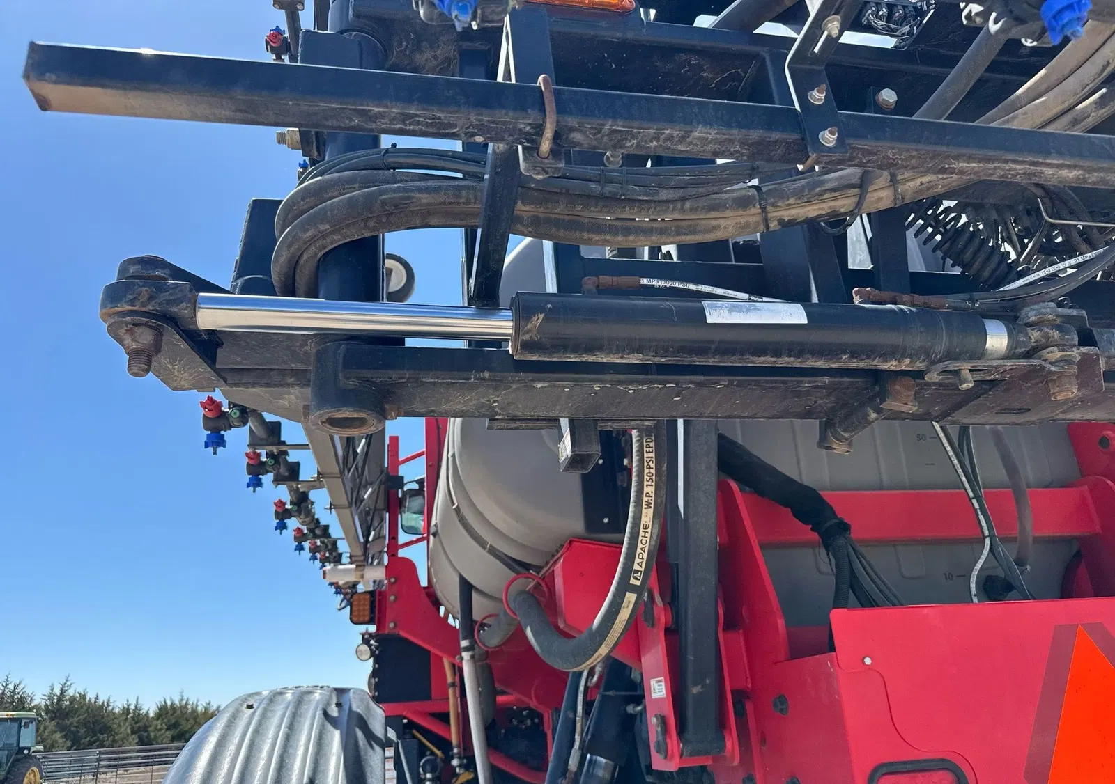 2019 Apache AS1240