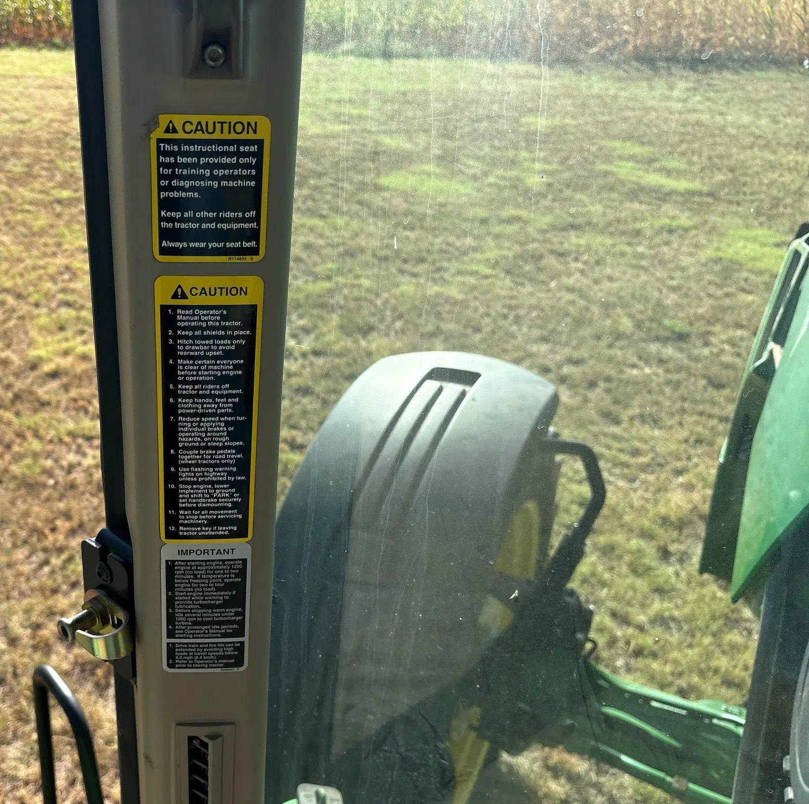 2011 John Deere 8260R