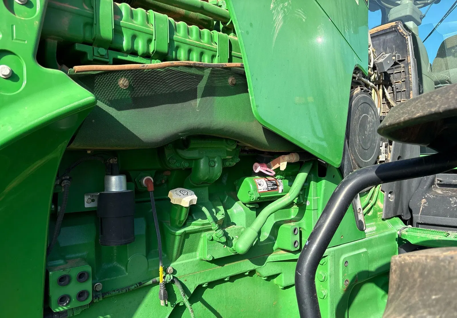 2011 John Deere 8260R