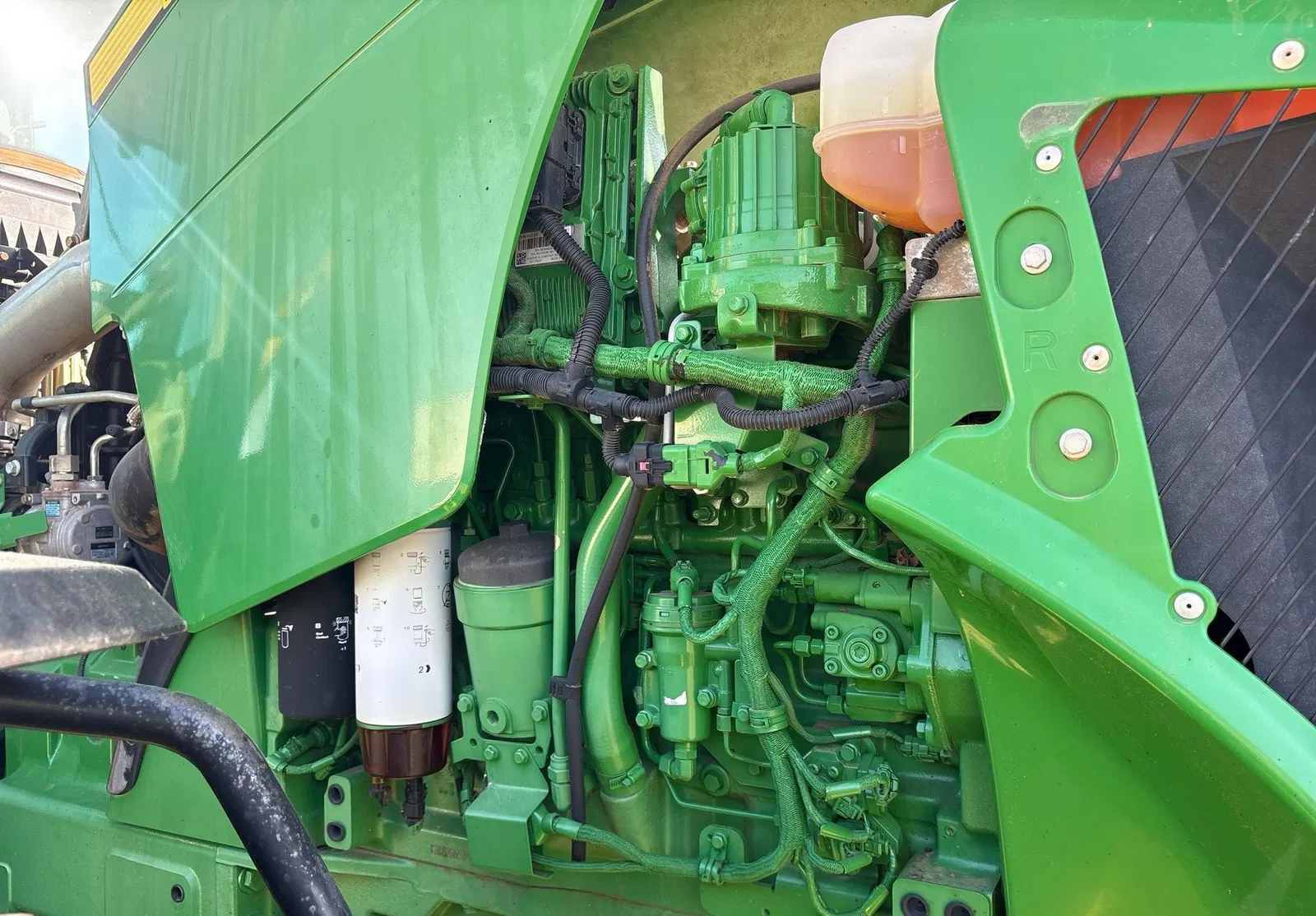 2011 John Deere 8260R