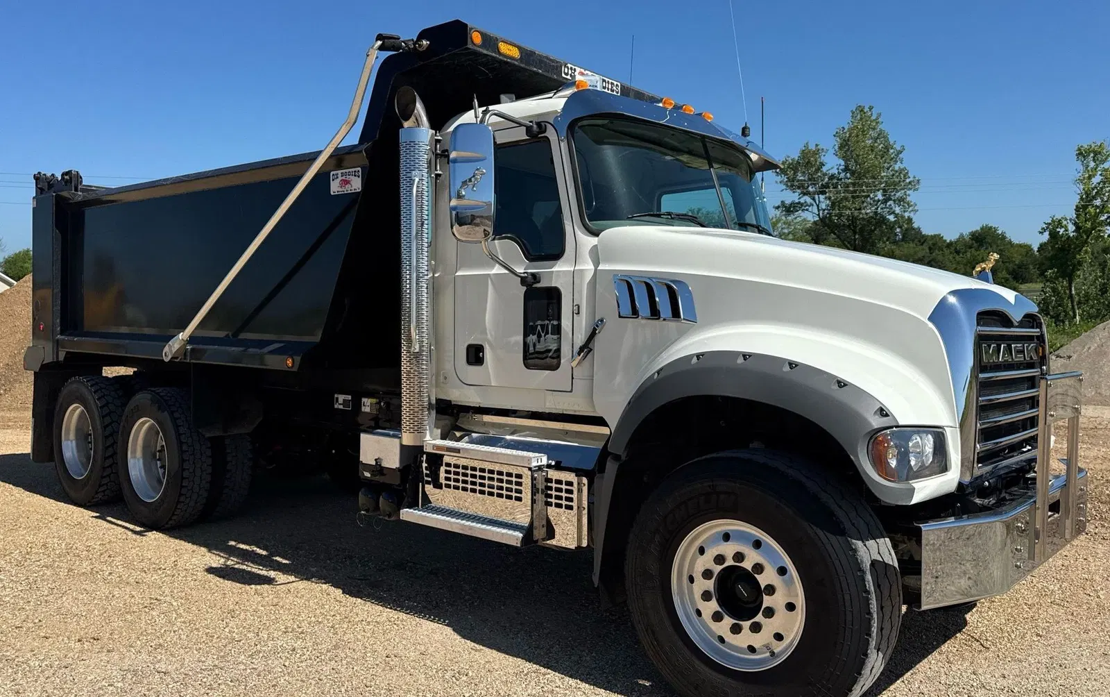 2024 Mack Granite