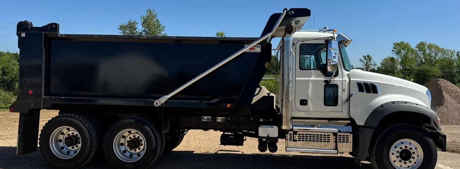 2024 Mack Granite