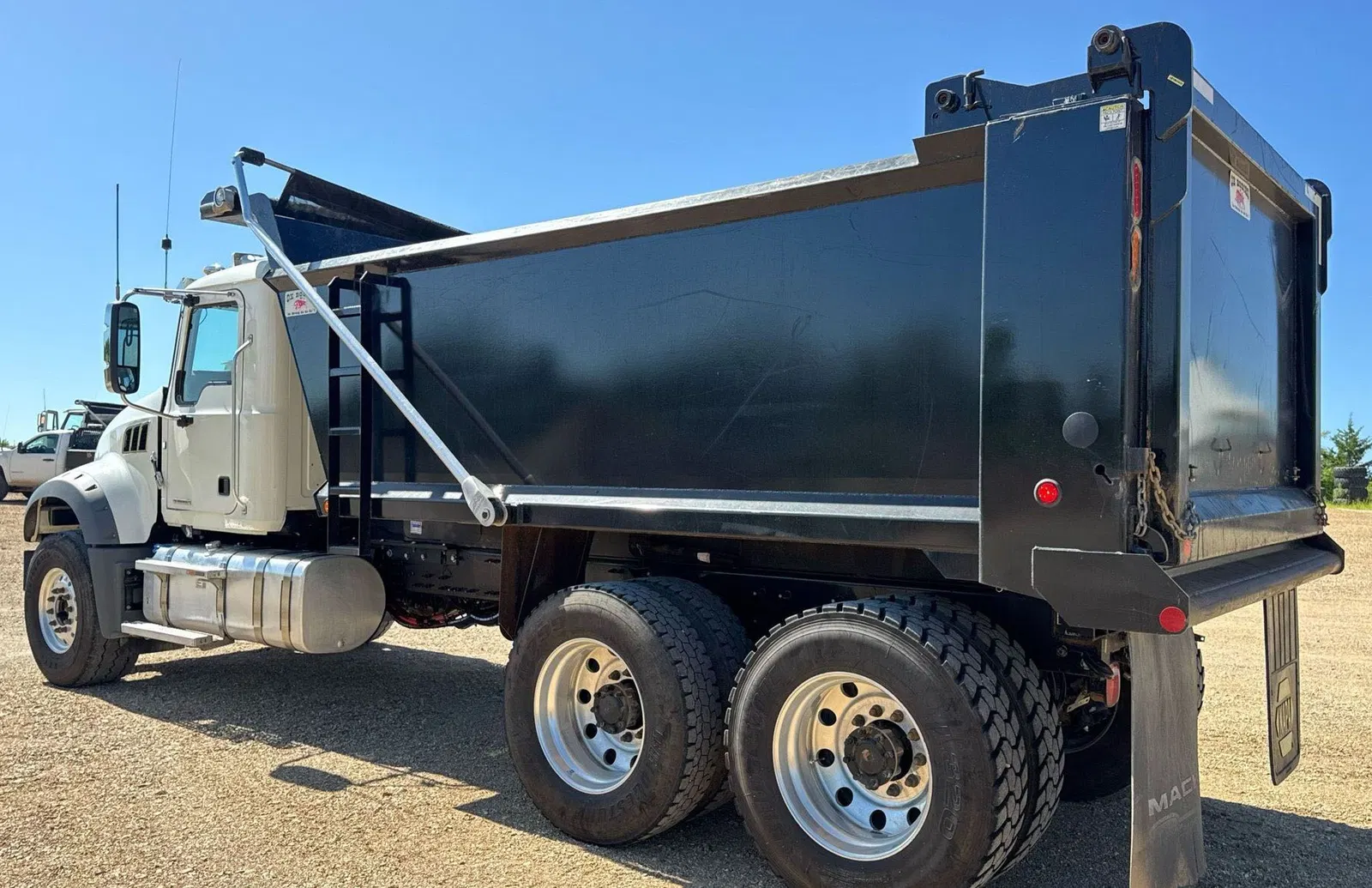 2024 Mack Granite