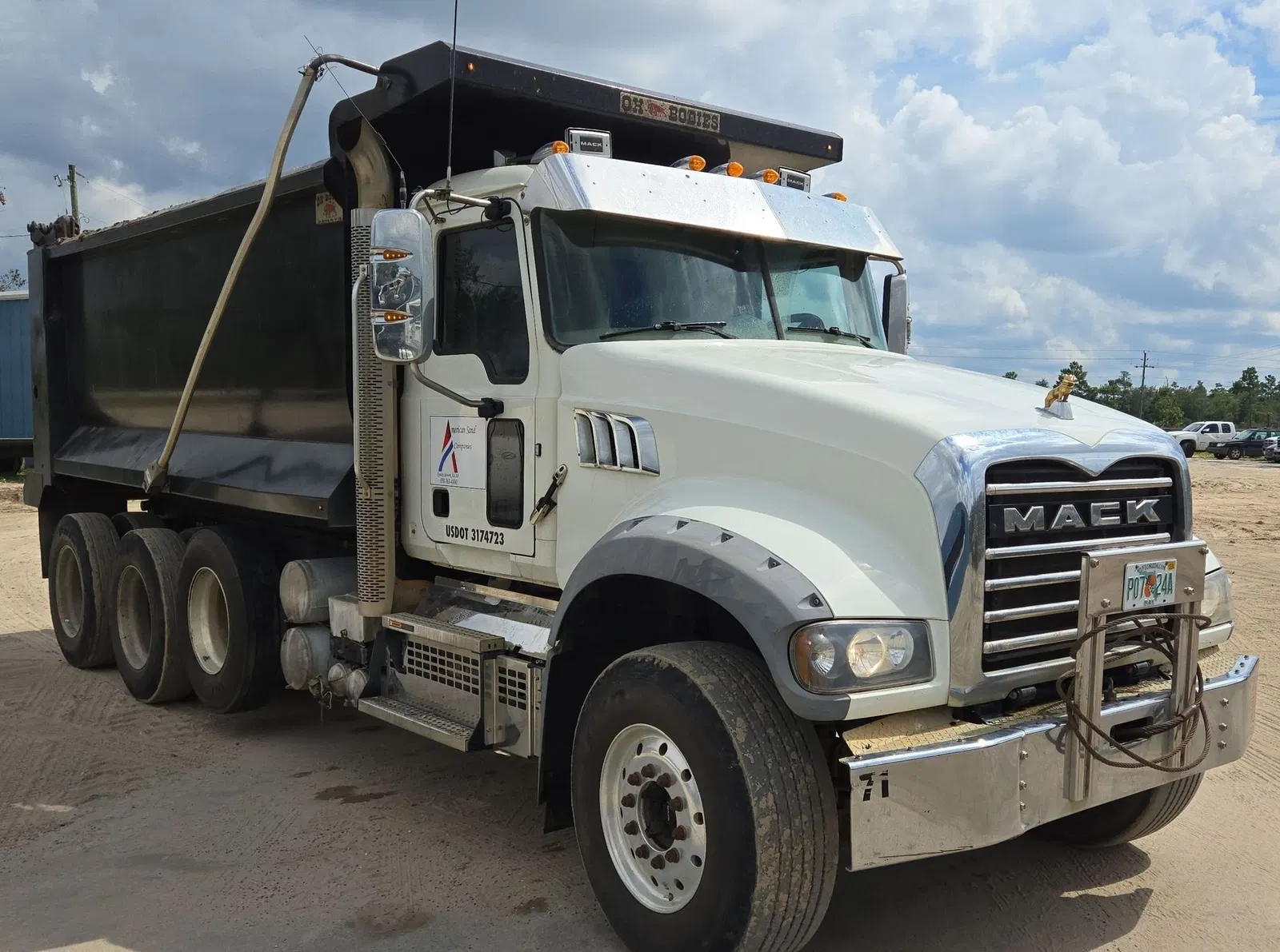 2019 Mack Granite