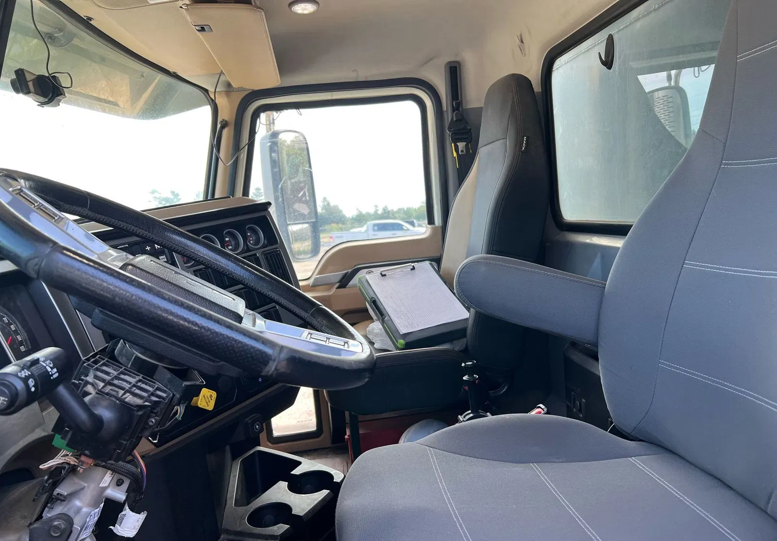 2019 Mack Granite
