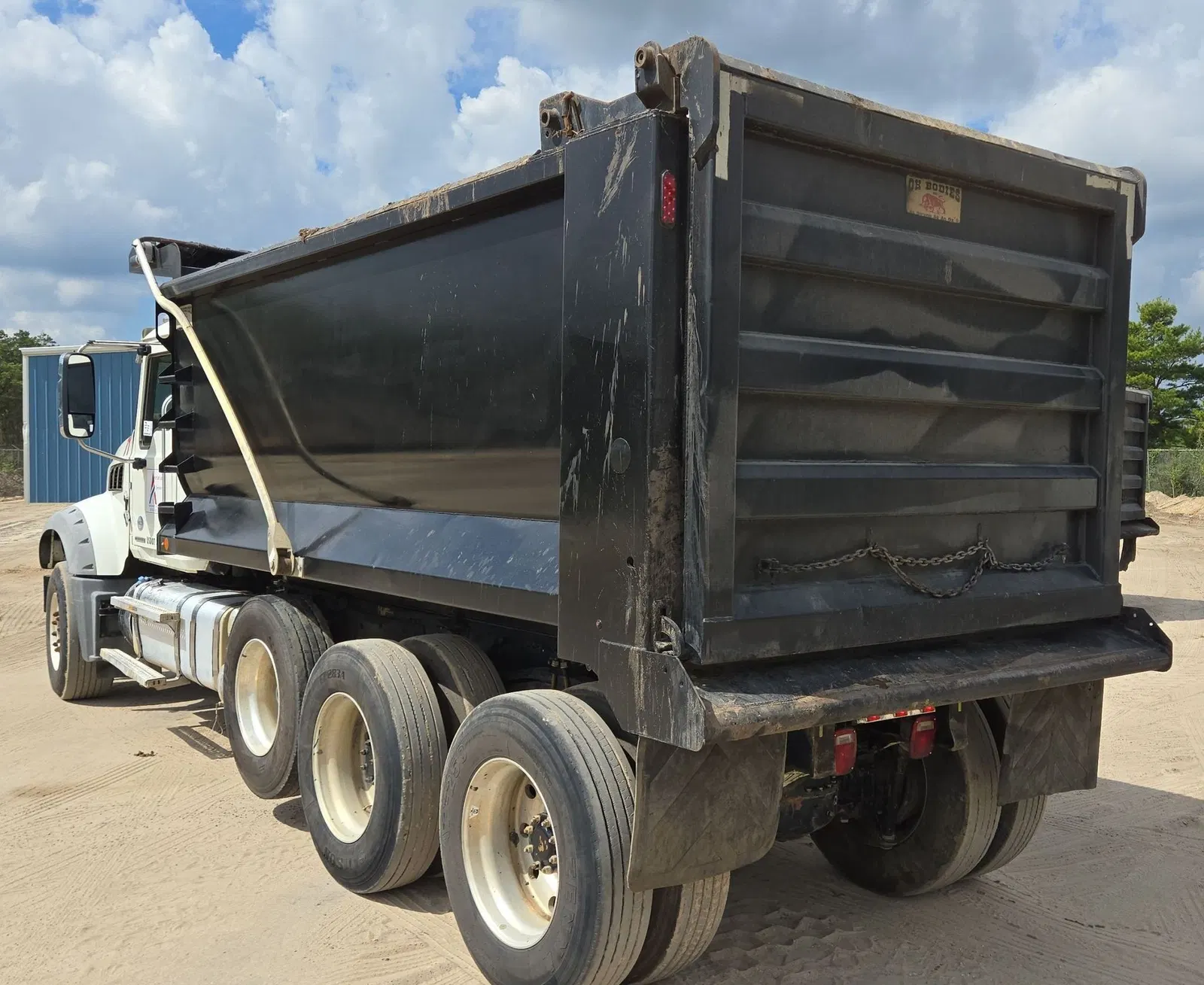 2019 Mack Granite