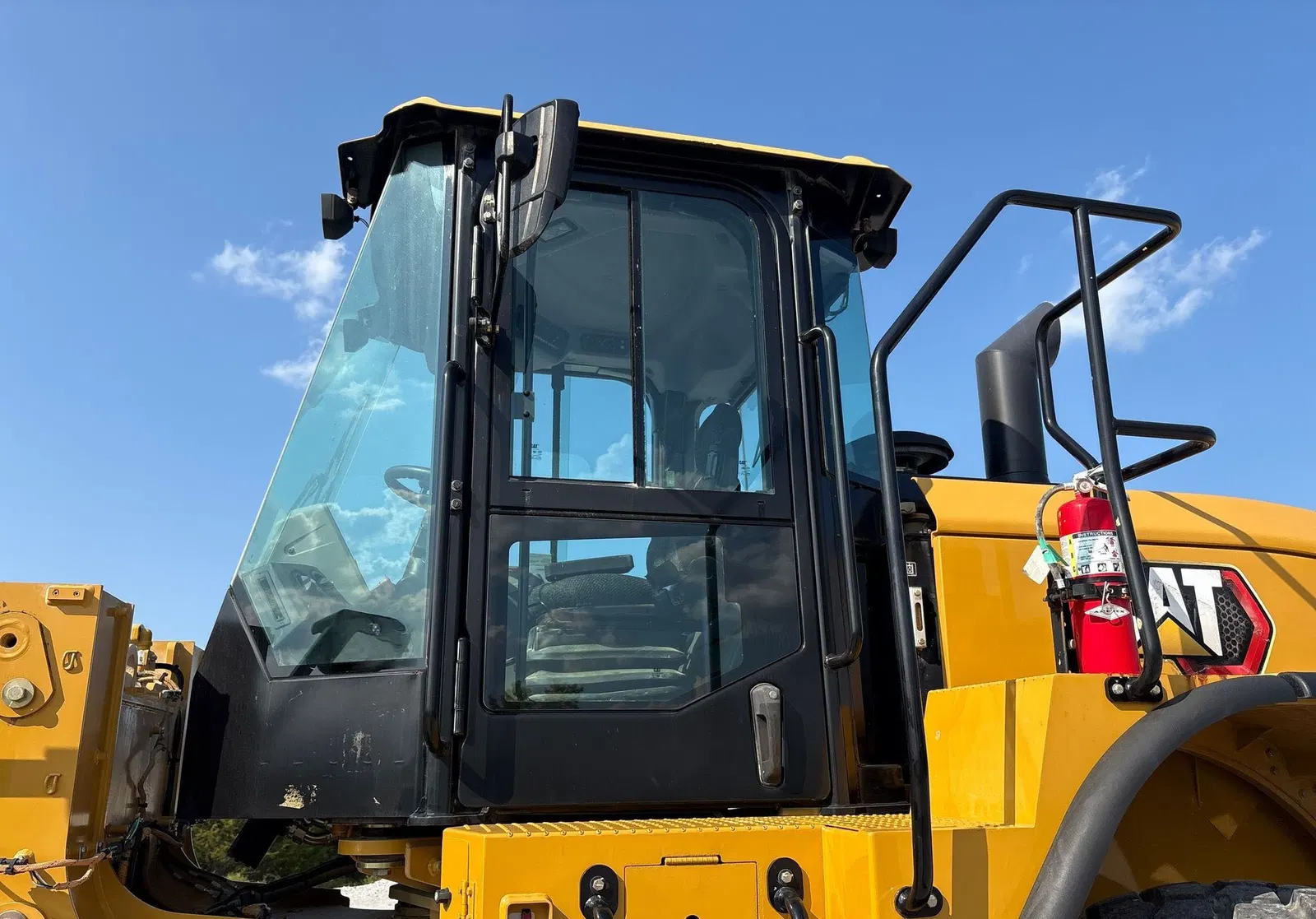 2022 Caterpillar 950GC