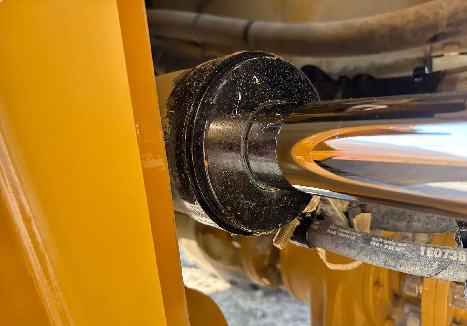2022 Caterpillar 950GC