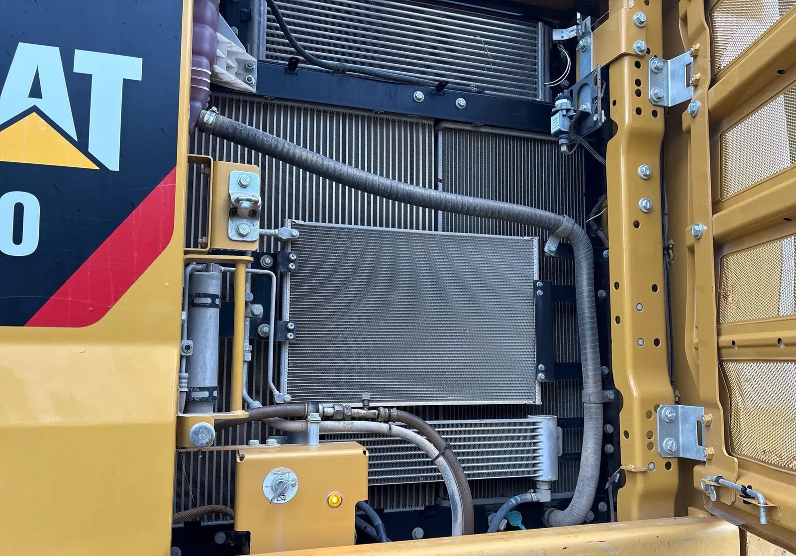 2018 Caterpillar 320