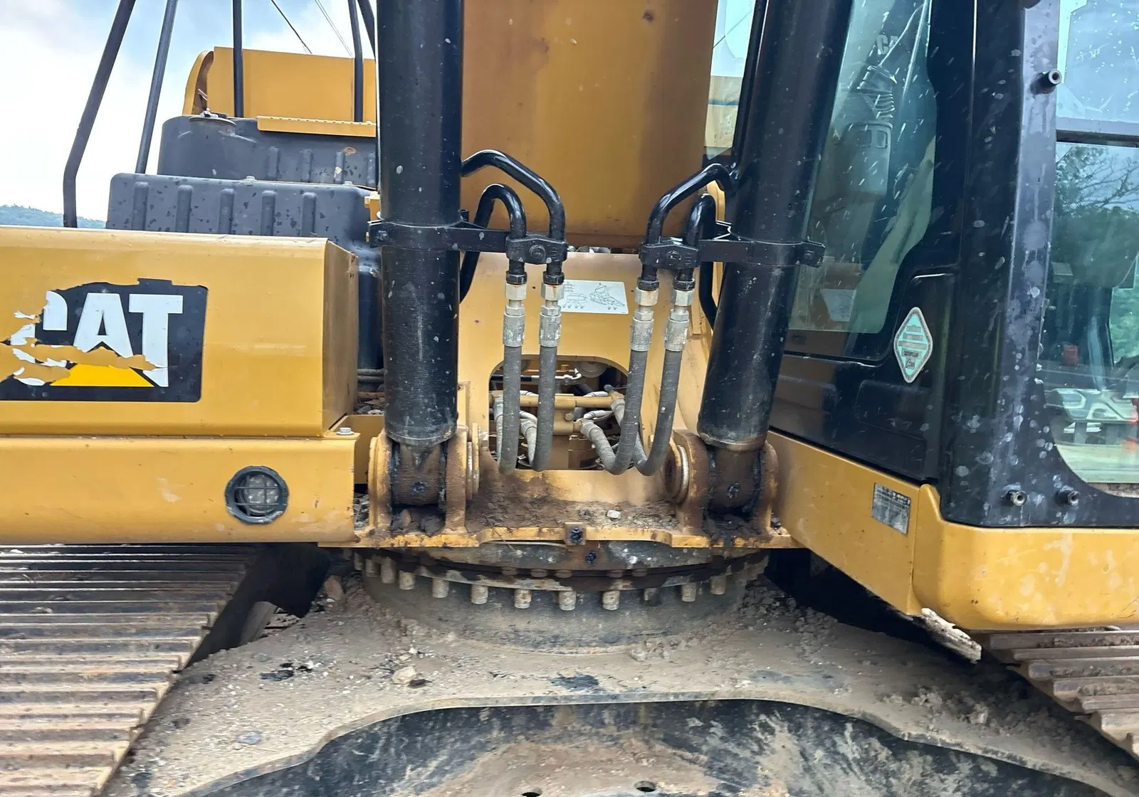 2018 Caterpillar 320
