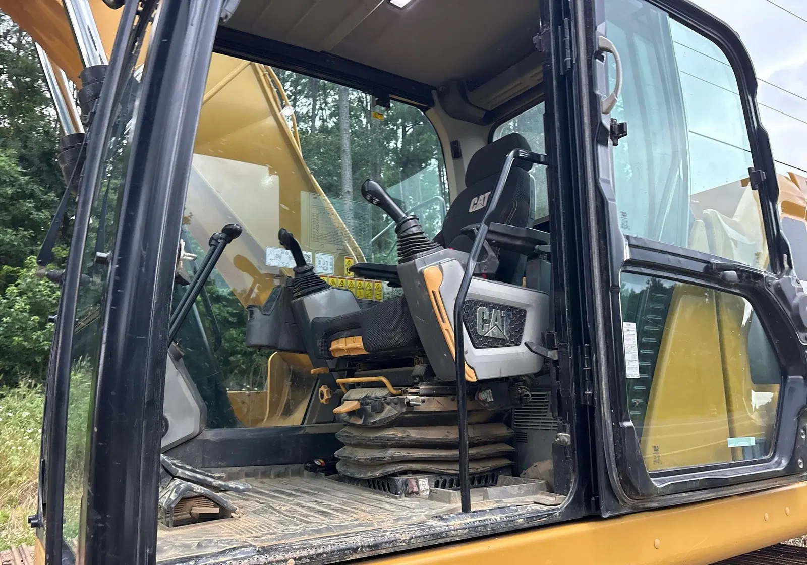 2018 Caterpillar 320