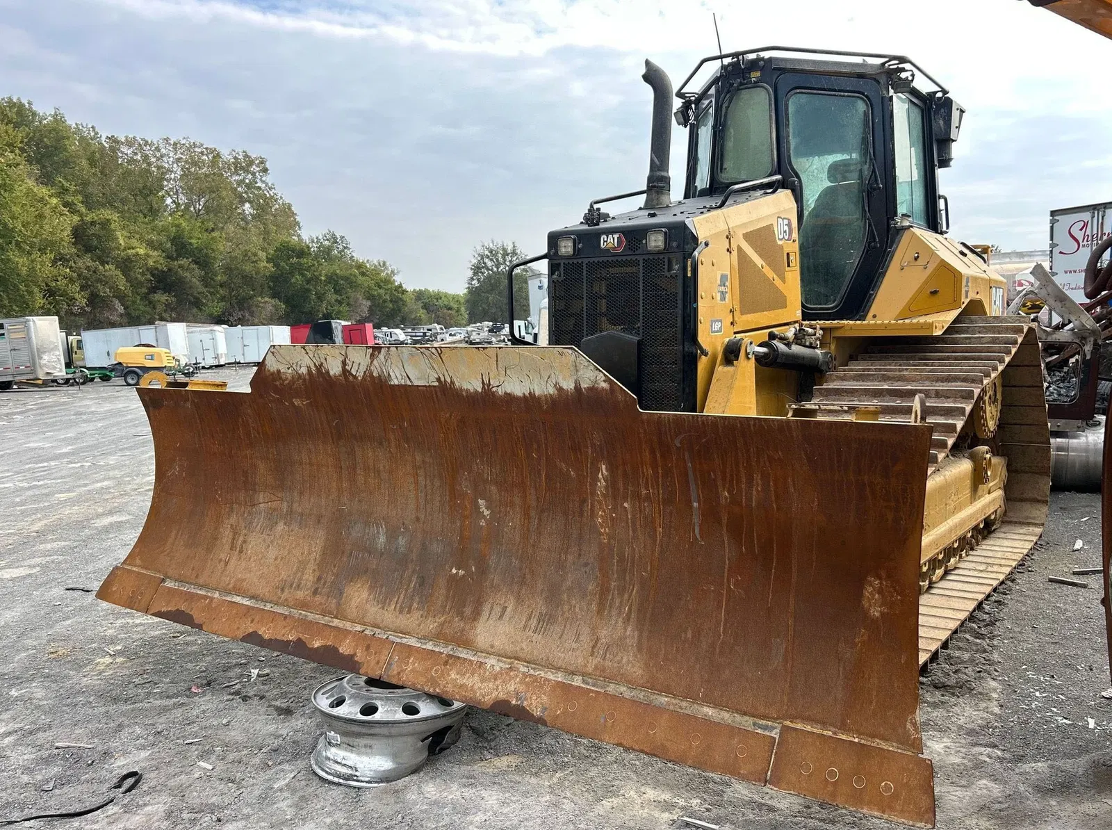 2021 Caterpillar D5