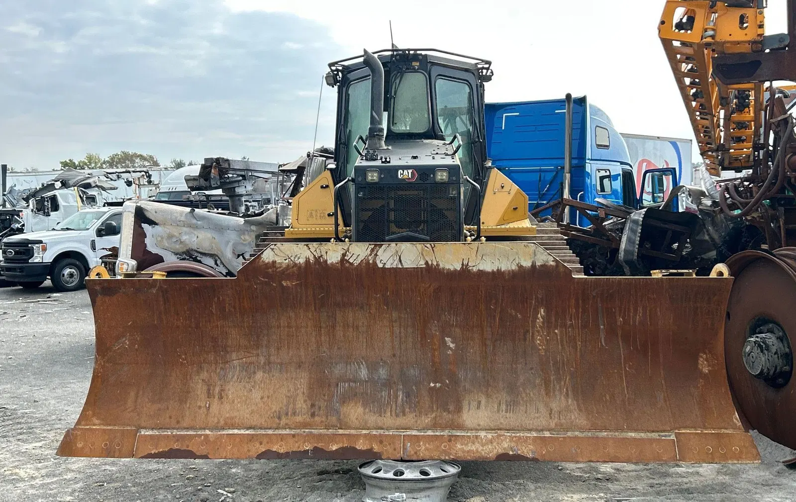 2021 Caterpillar D5