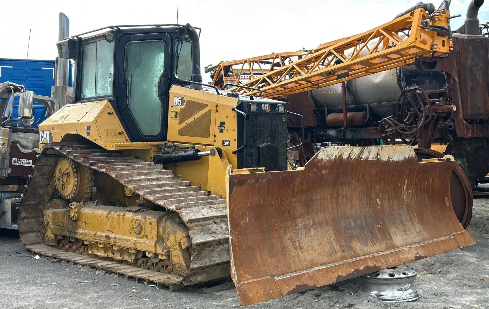2021 Caterpillar D5