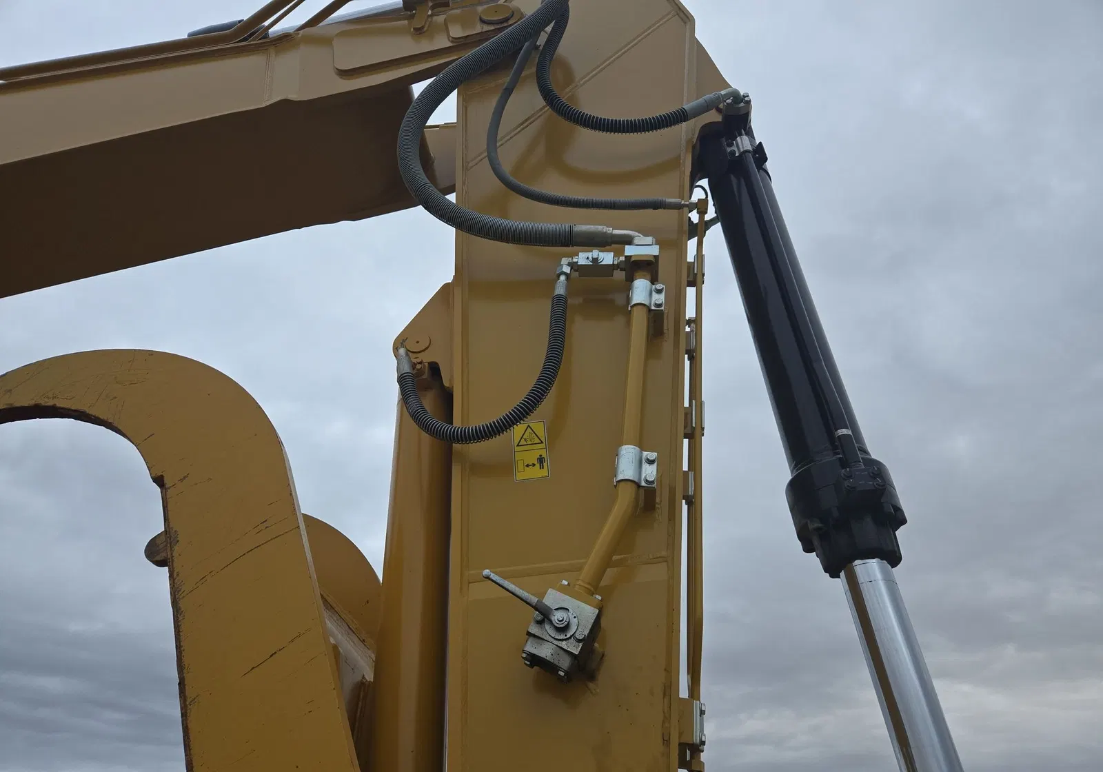 2023 Caterpillar 336