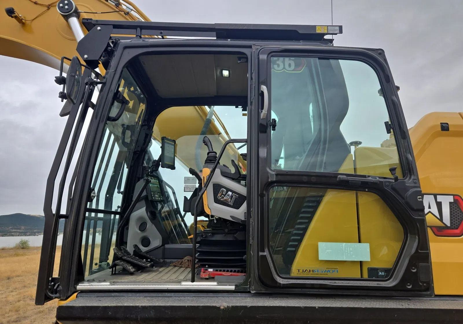 2023 Caterpillar 336