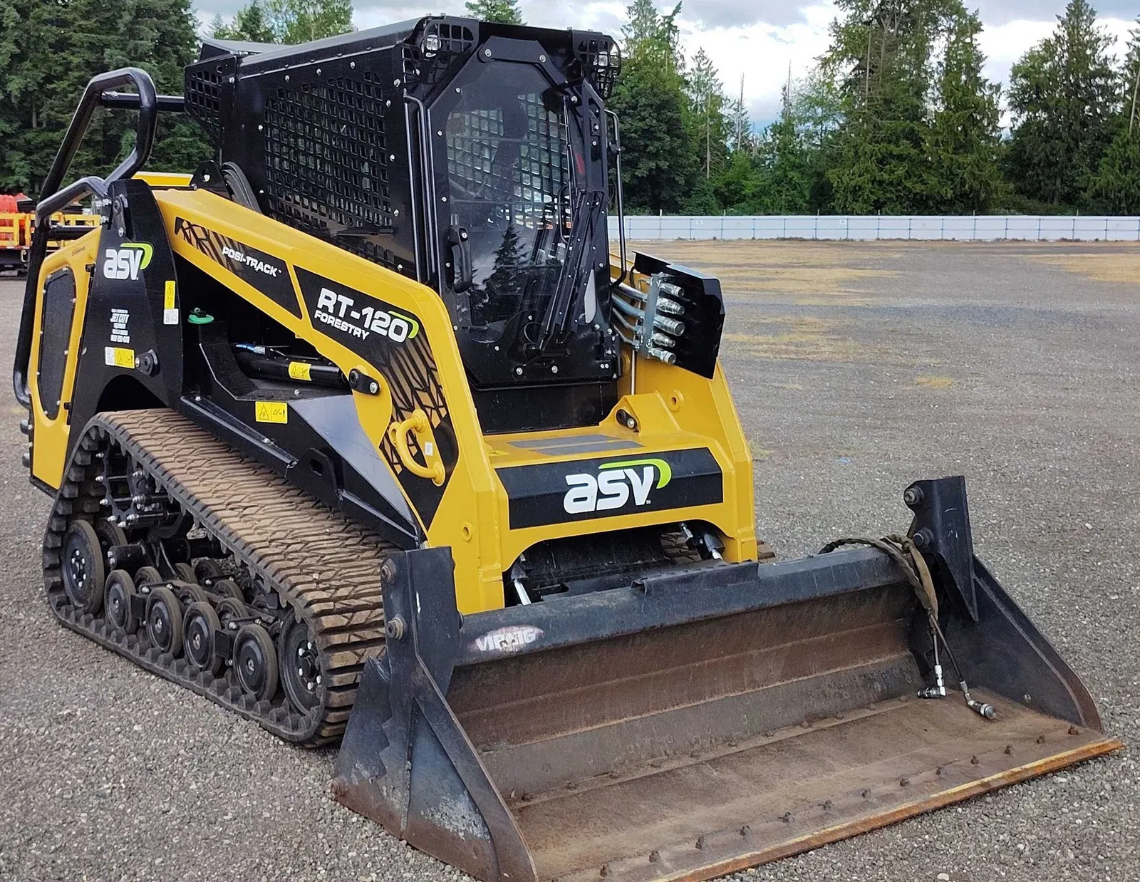 2022 ASV RT120