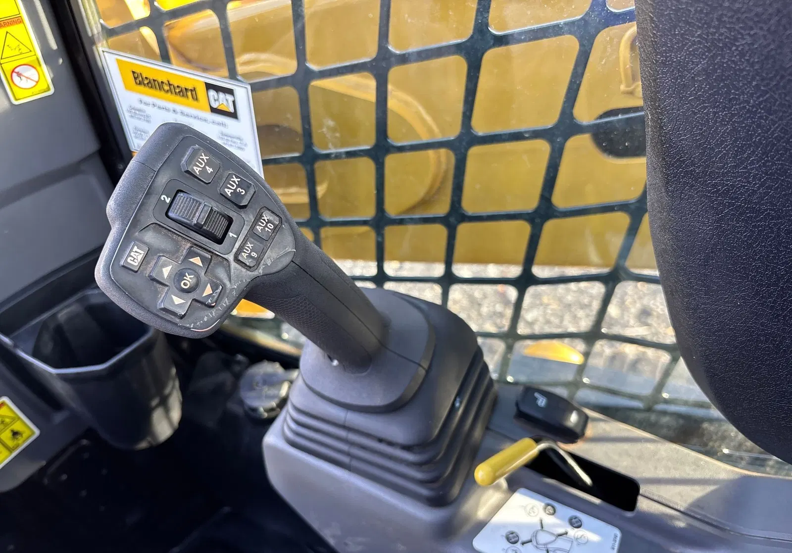 2025 Caterpillar 255