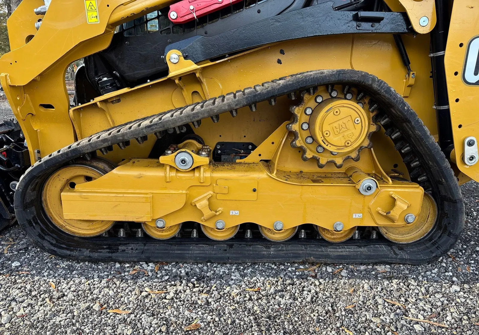 2025 Caterpillar 255
