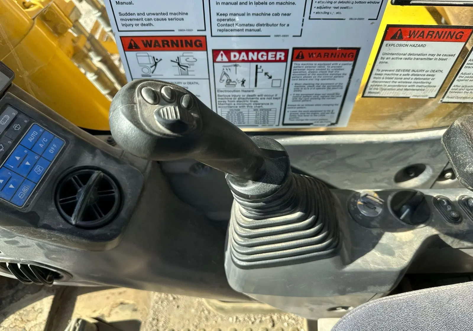 2019 Komatsu PC360LC-11