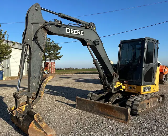 2016 John Deere 60G