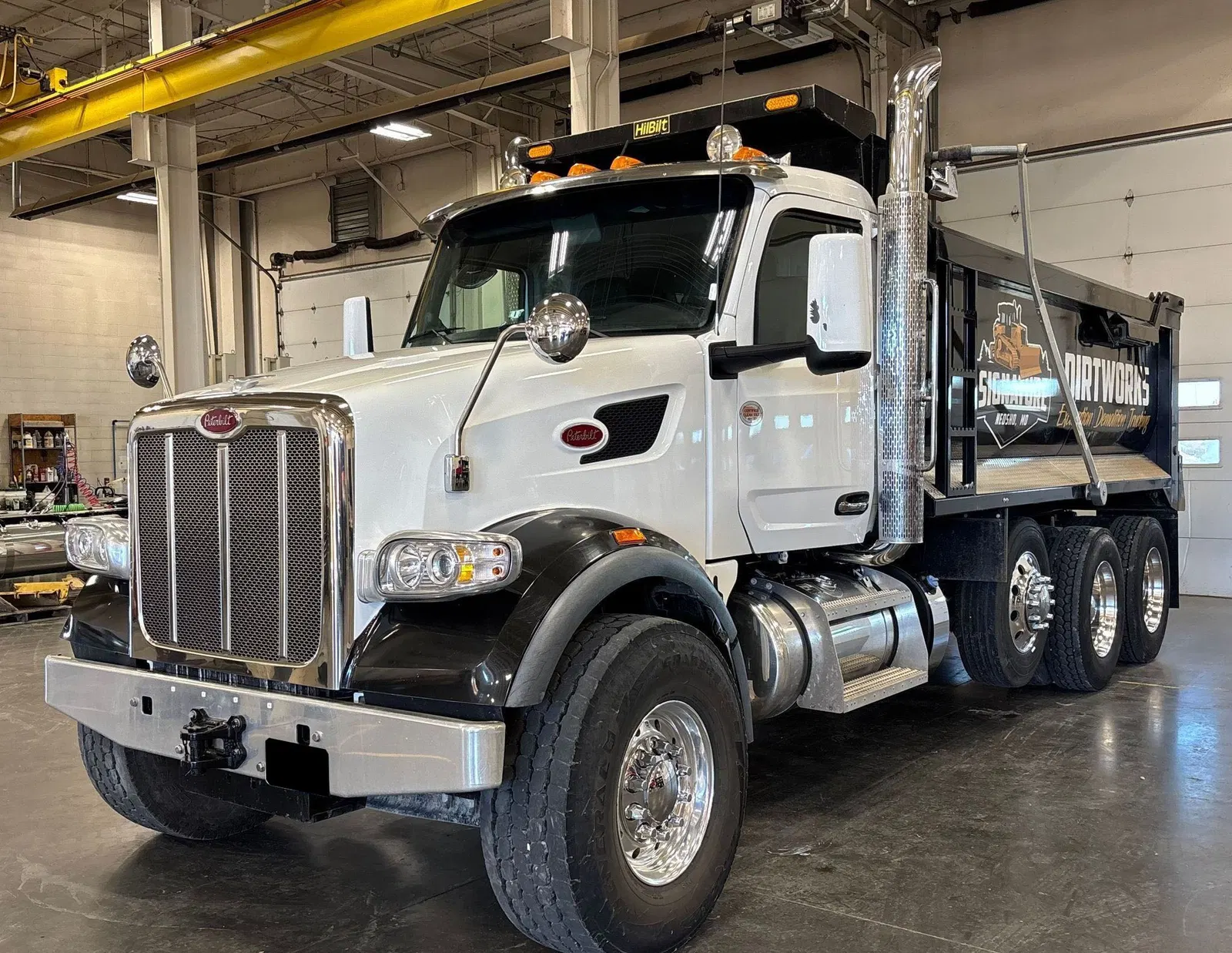 2025 Peterbilt 567