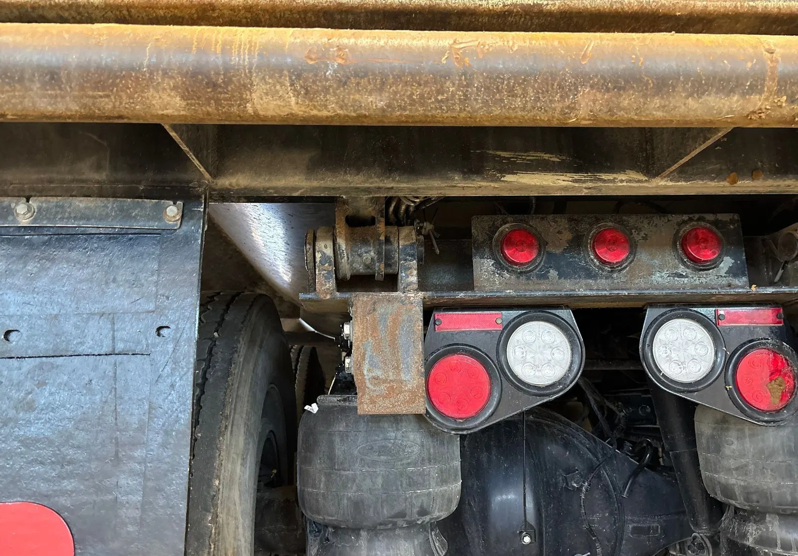2025 Peterbilt 567