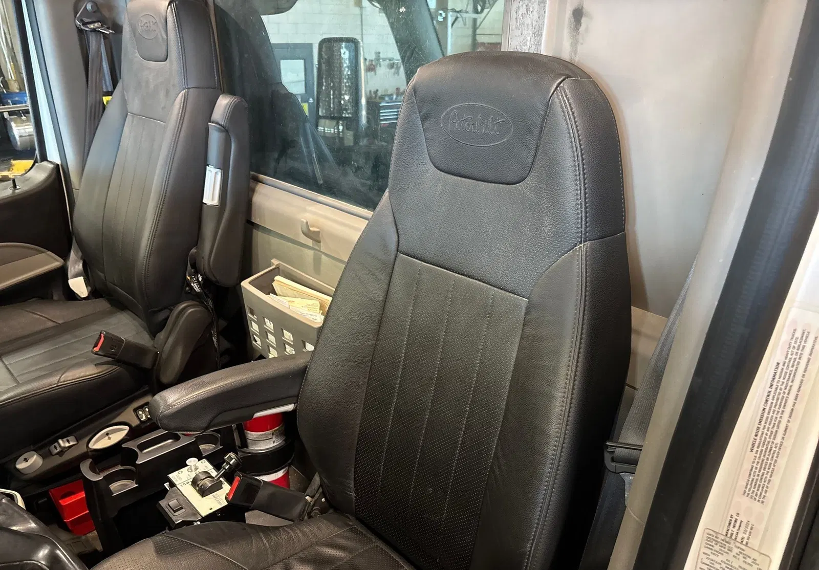2025 Peterbilt 567