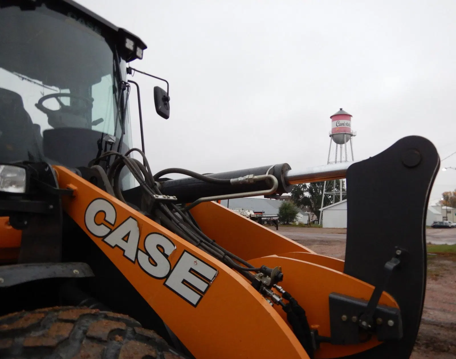 2017 Case 621G