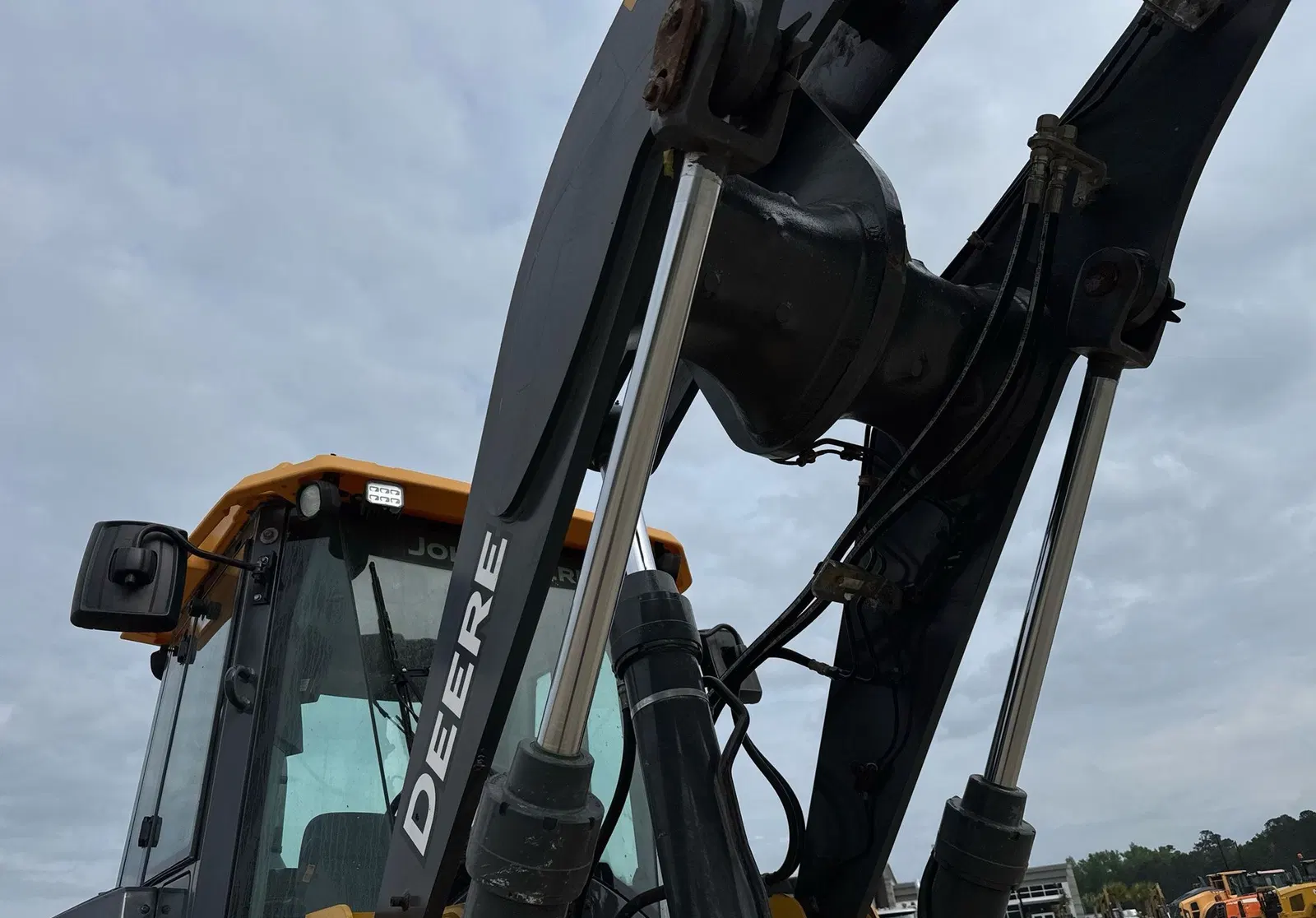 2019 John Deere 544L
