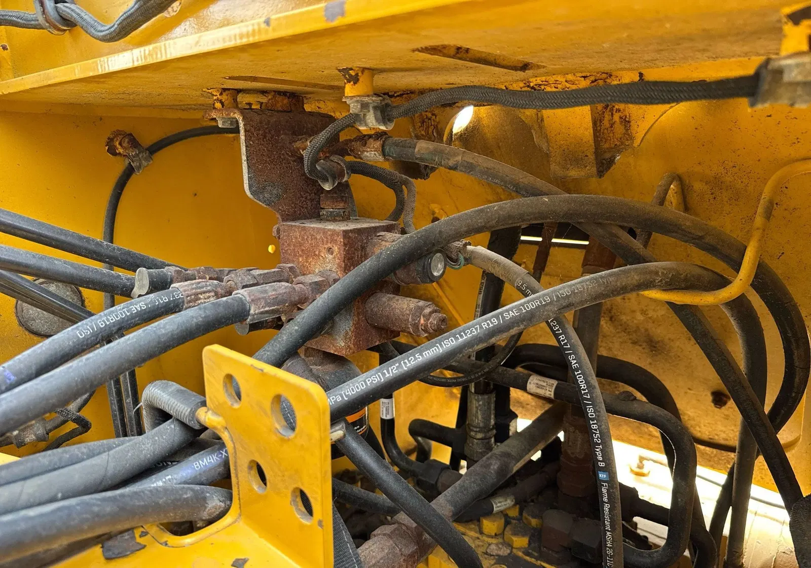 2019 John Deere 544L
