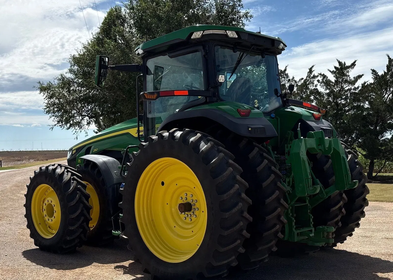2020 John Deere 8R250