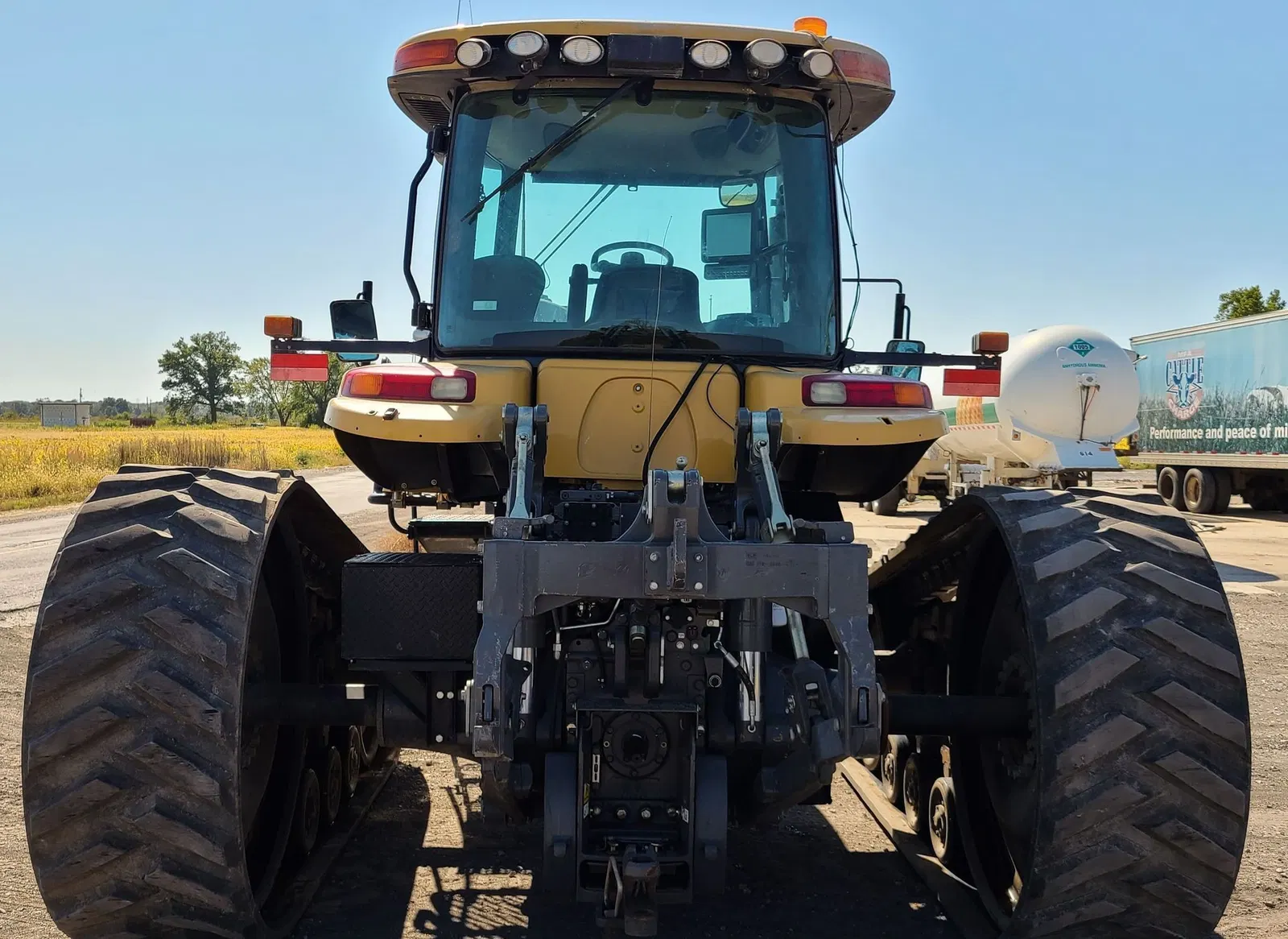 2010 Challenger MT765C