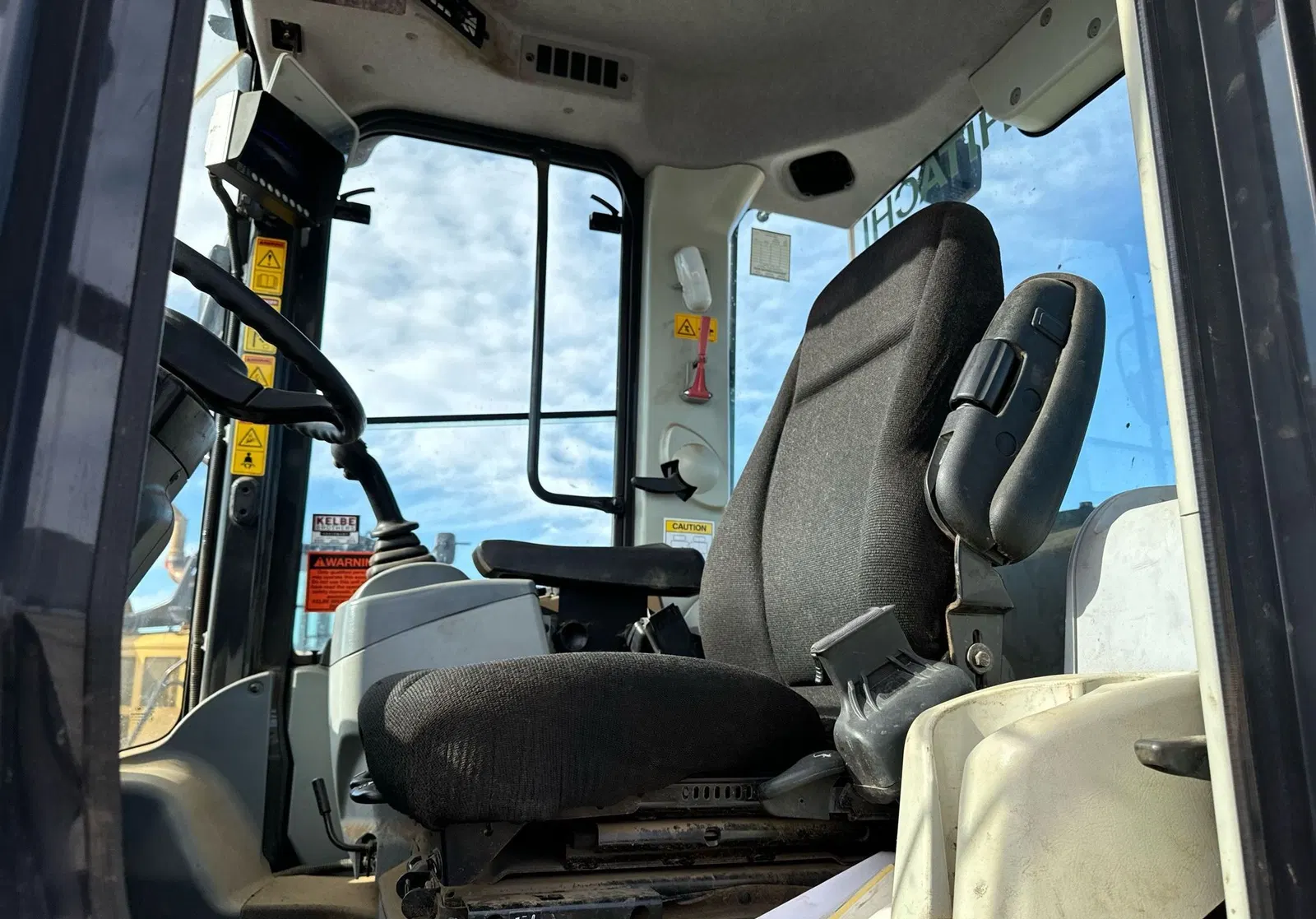 2021 Hitachi ZW220-6