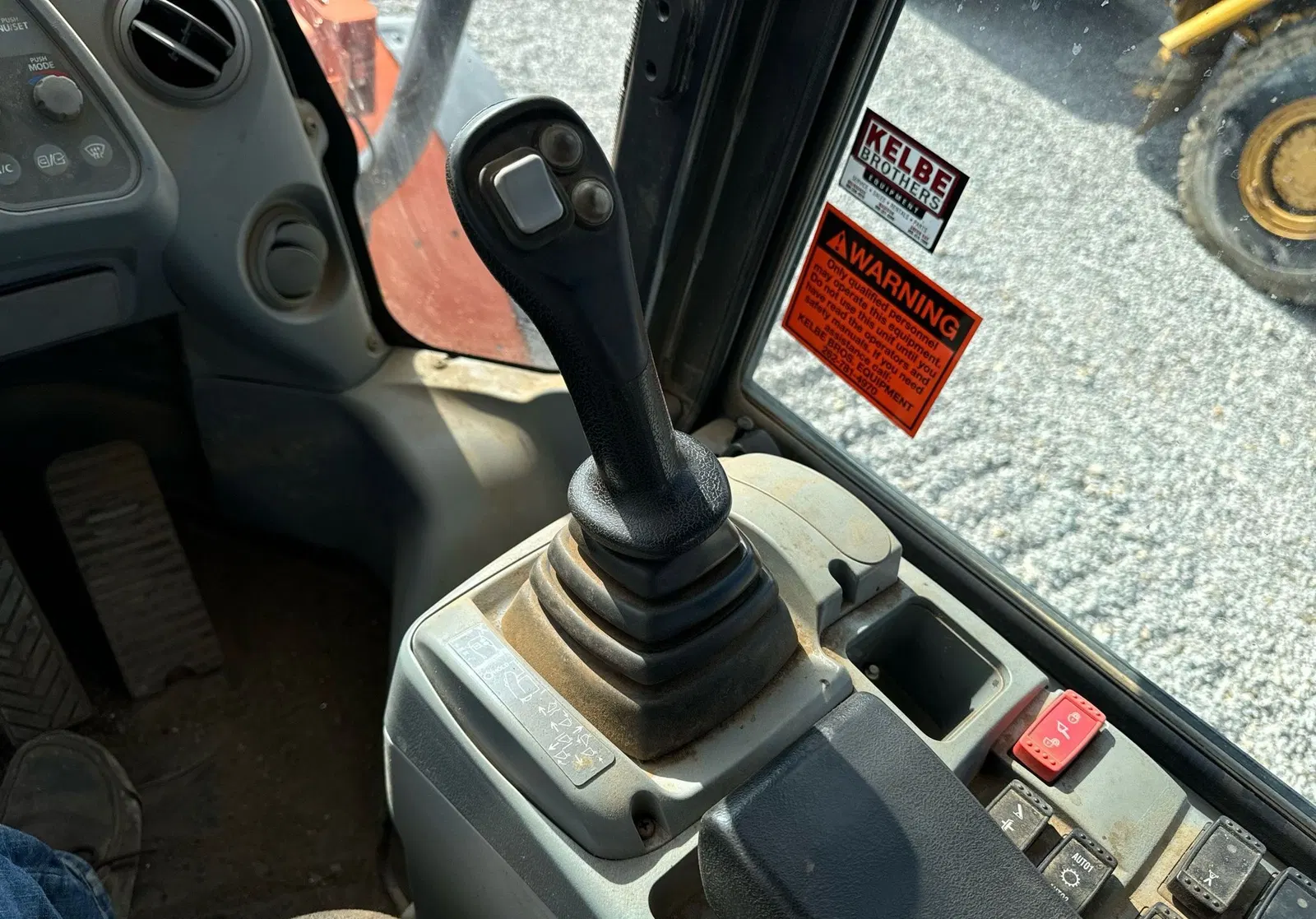 2021 Hitachi ZW220-6