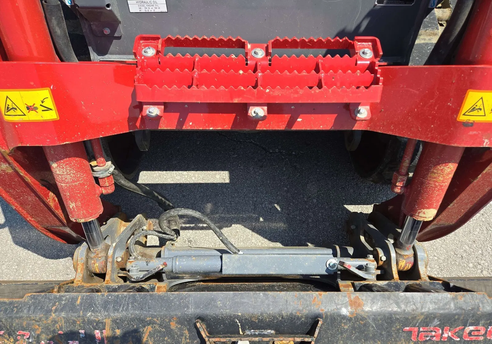 2023 Takeuchi TL12R-2