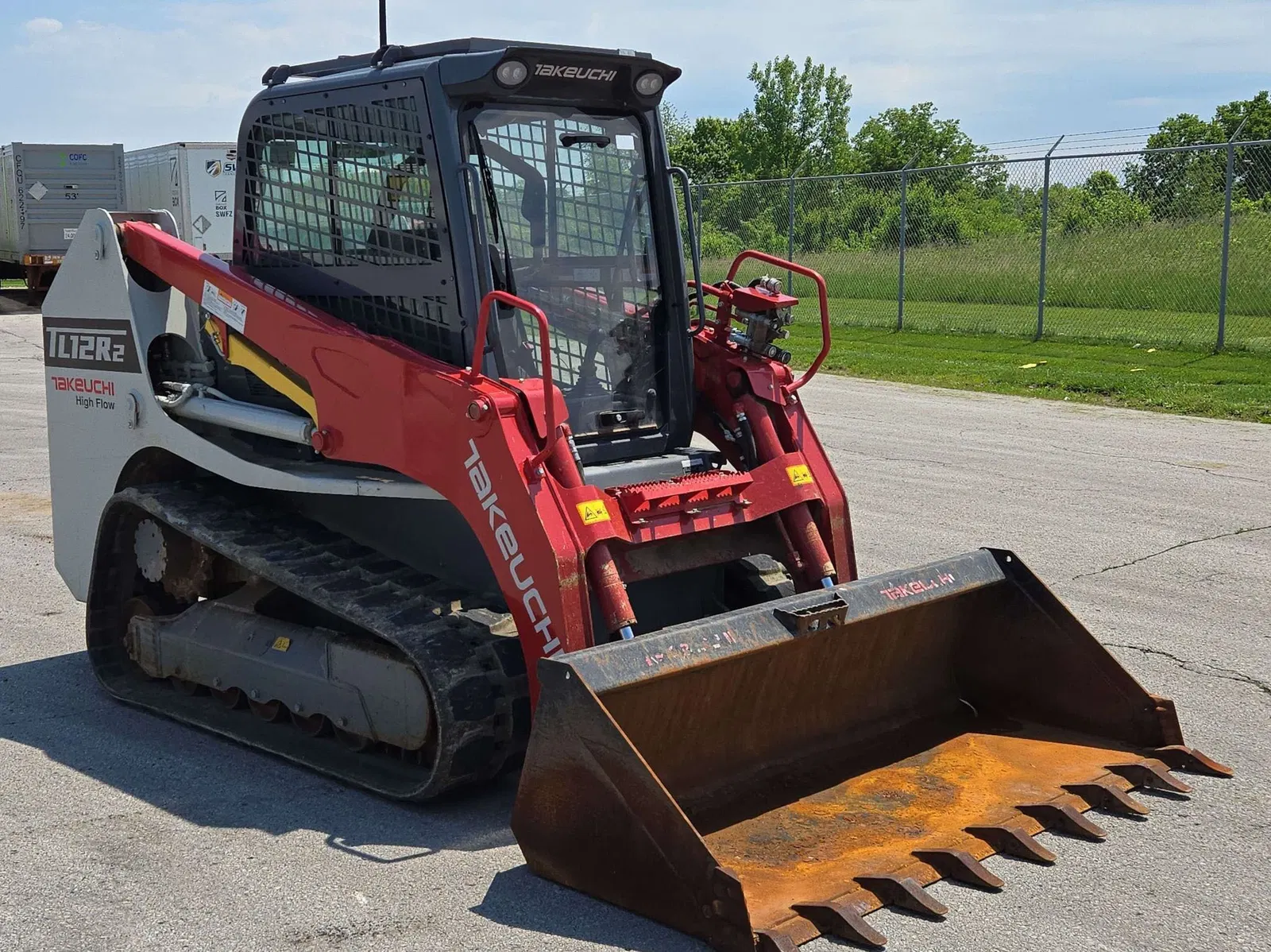 2023 Takeuchi TL12R-2