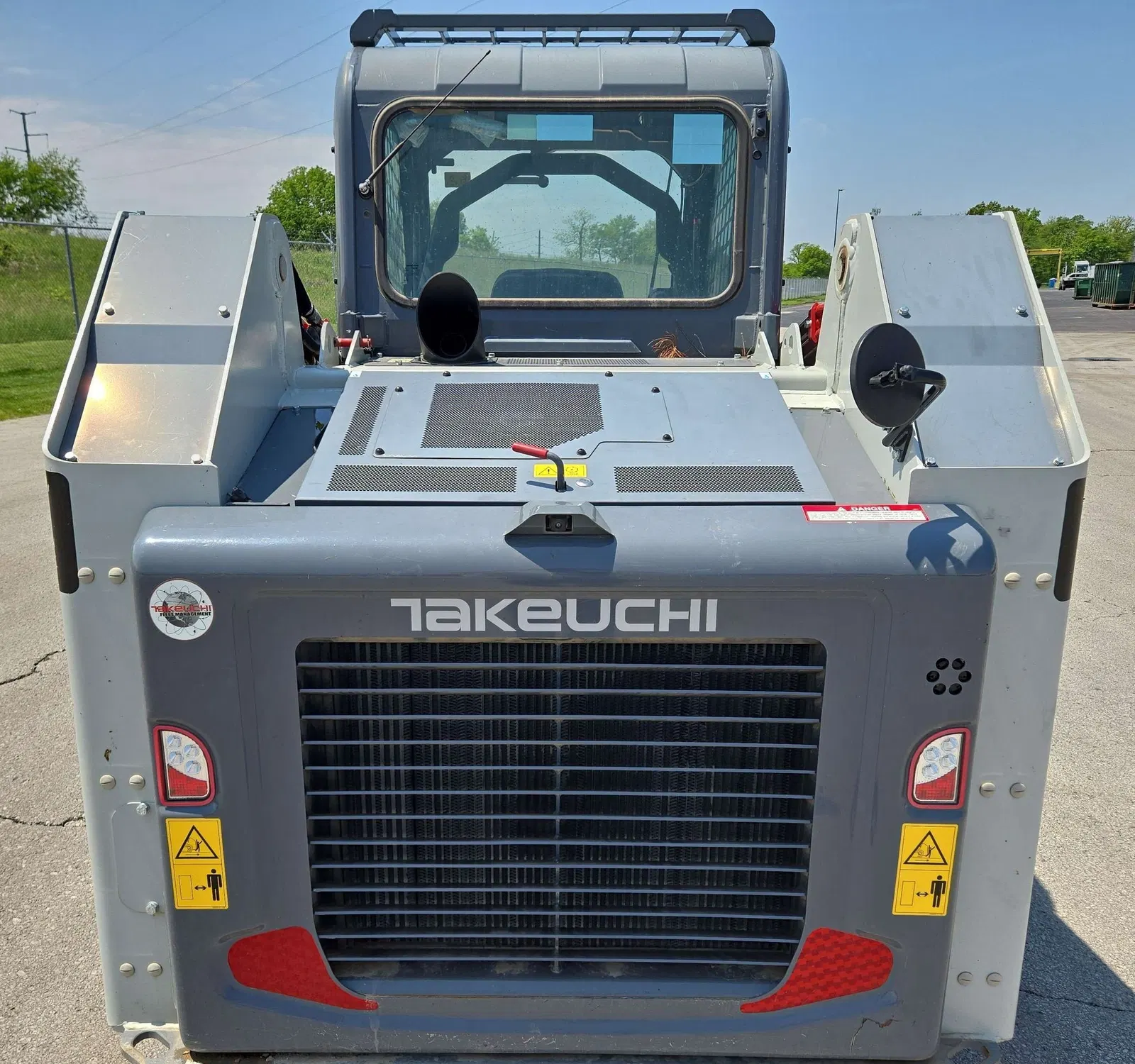 2023 Takeuchi TL12R-2