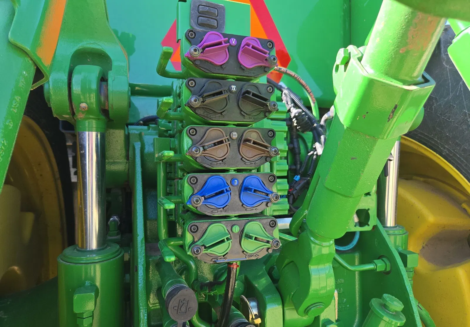 2012 John Deere 8285R
