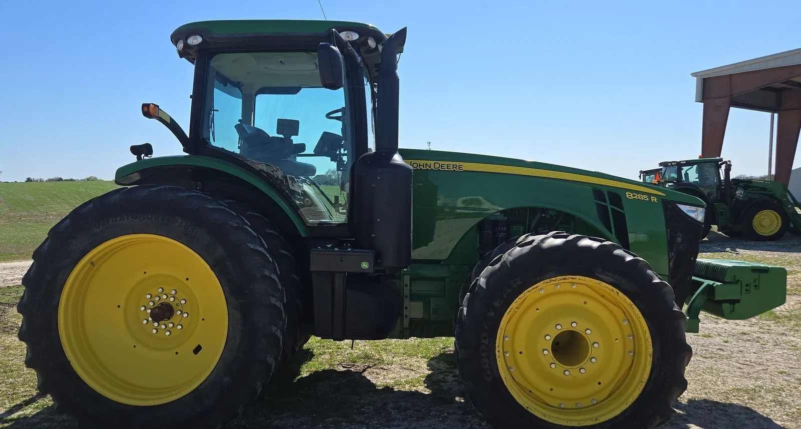 2012 John Deere 8285R