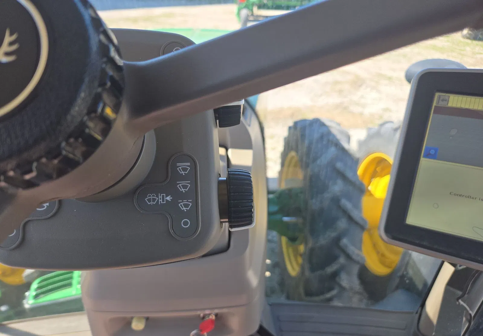 2012 John Deere 8285R