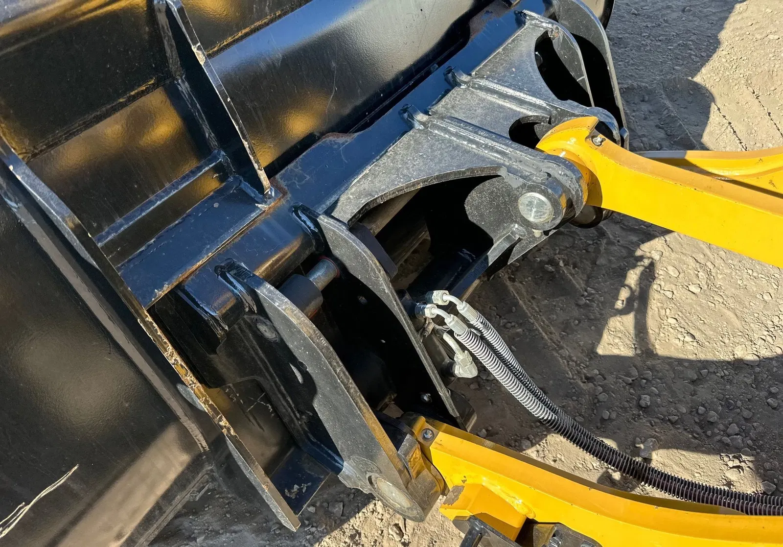 2022 Caterpillar 908M
