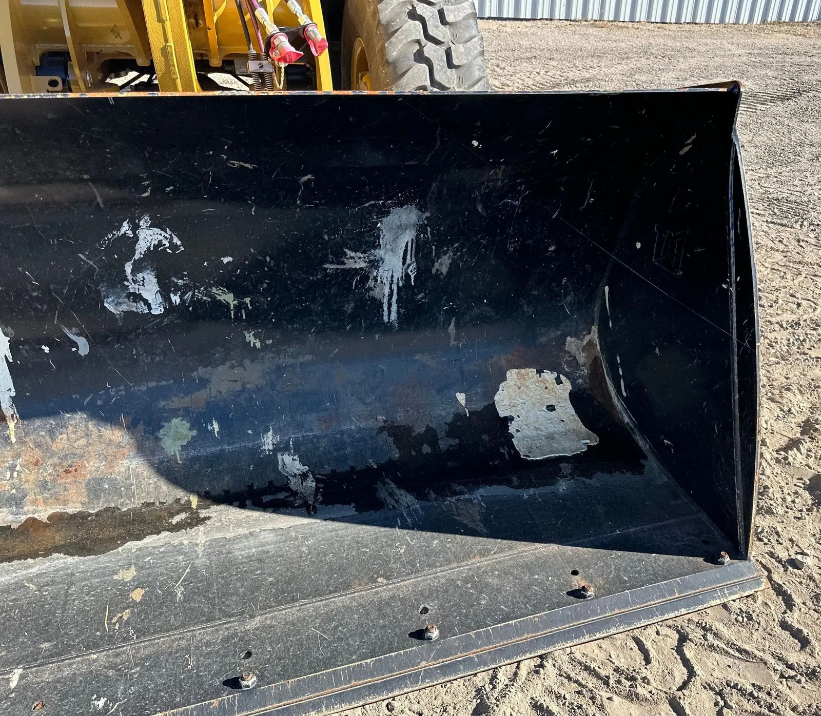 2022 Caterpillar 908M