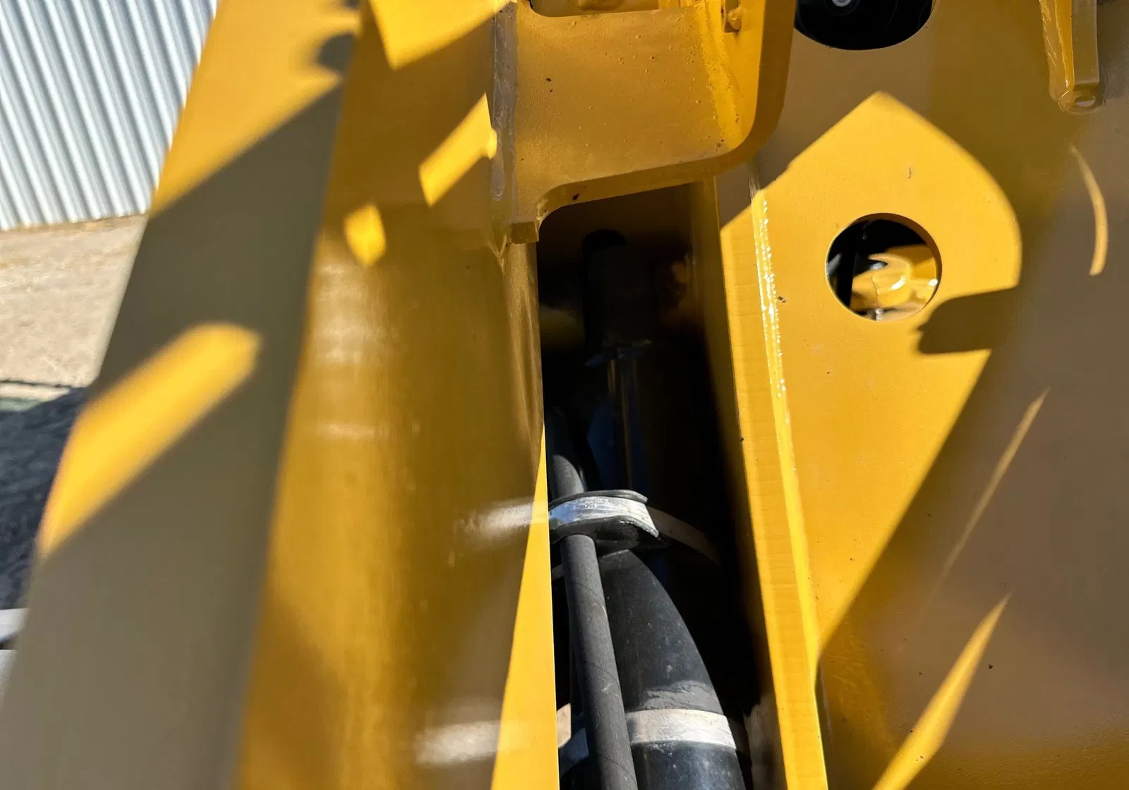2022 Caterpillar 908M
